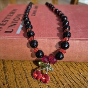 🍒Cherry Rockabilly Beaded Necklace🍒